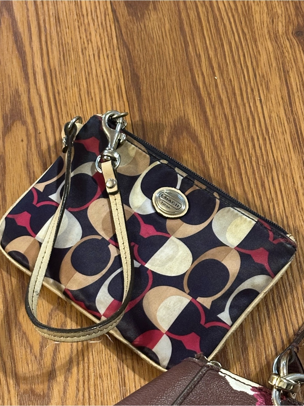 Coach bundle - Picture 2 of 6